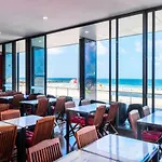 Отель Tryp By Wyndham Lisboa Caparica Mar