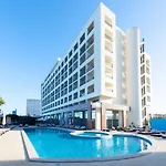 Tryp By Wyndham Lisboa Caparica Mar