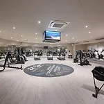 Отель Tryp By Wyndham Lisboa Caparica Mar Кошта-да-Капарика