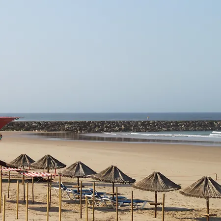 Tryp By Wyndham Lisboa Caparica Mar 4*