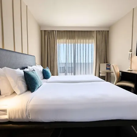 Tryp By Wyndham Lisboa Caparica Mar 4* Costa de Caparica