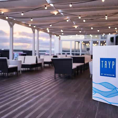 Tryp By Wyndham Lisboa Caparica Mar Hotel 4*