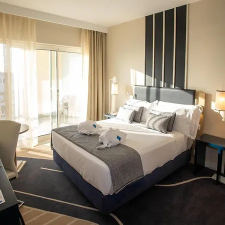 Tryp By Wyndham Lisboa Caparica Mar فندق