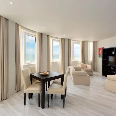 Tryp By Wyndham Lisboa Caparica Mar فندق 4*