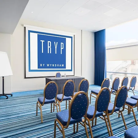 Tryp By Wyndham Lisboa Caparica Mar 4*