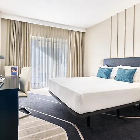 فندق Tryp By Wyndham Lisboa Caparica Mar
