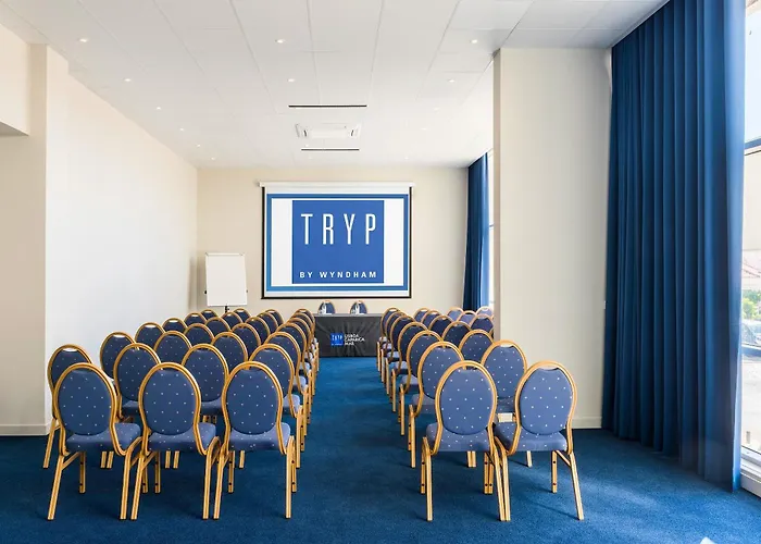 Tryp By Wyndham Lisboa Caparica Mar Hotel 4*