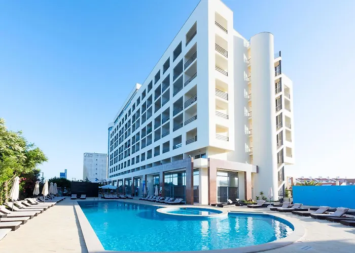 Tryp By Wyndham Lisboa Caparica Mar