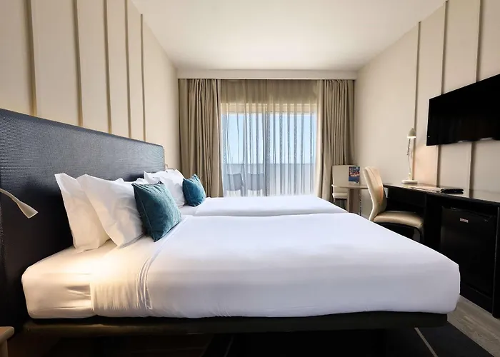 Tryp By Wyndham Lisboa Caparica Mar 4* Costa de Caparica