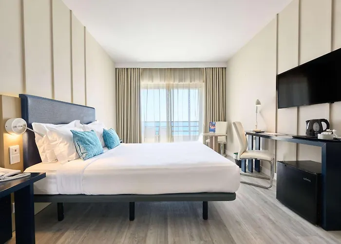 Tryp By Wyndham Lisboa Caparica Mar