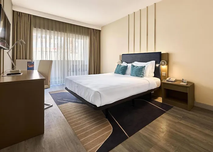 Tryp By Wyndham Lisboa Caparica Mar Hotel 4*