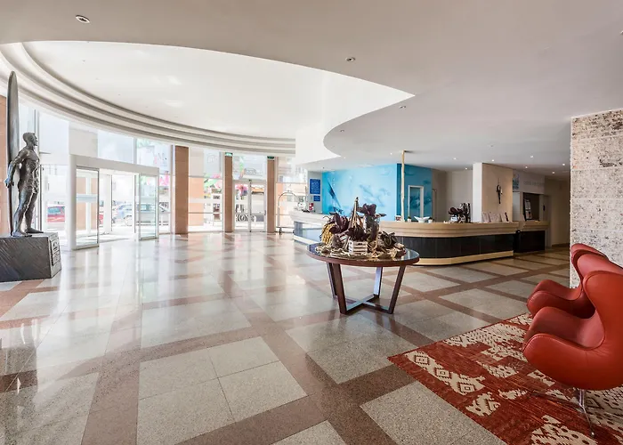 Tryp By Wyndham Lisboa Caparica Mar Hotel 4*