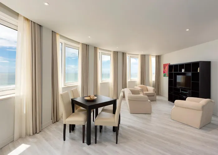 Tryp By Wyndham Lisboa Caparica Mar Hotel 4*