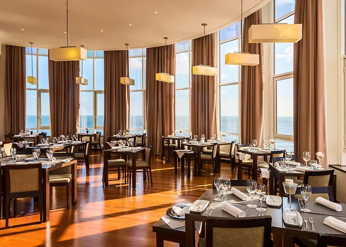 Tryp By Wyndham Lisboa Caparica Mar 4*