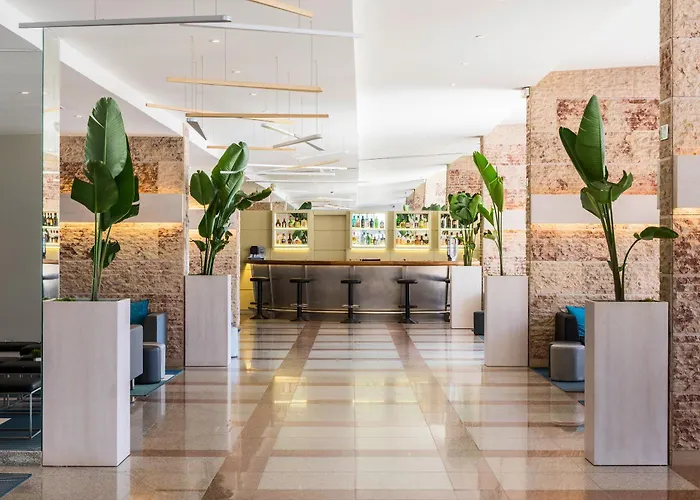 Tryp By Wyndham Lisboa Caparica Mar 4*