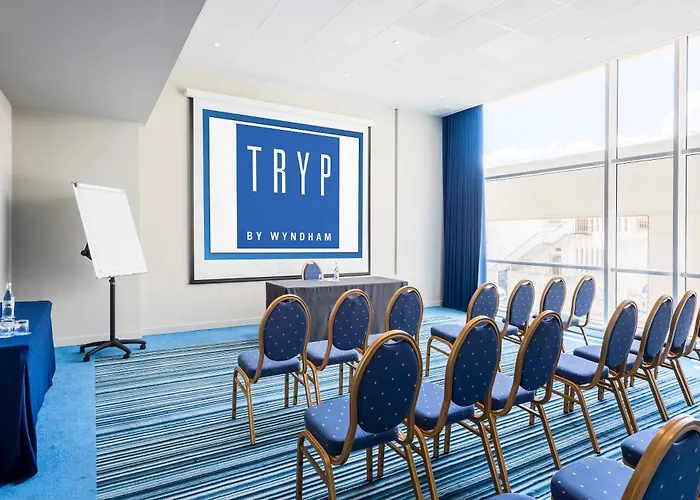 Tryp By Wyndham Lisboa Caparica Mar 4*